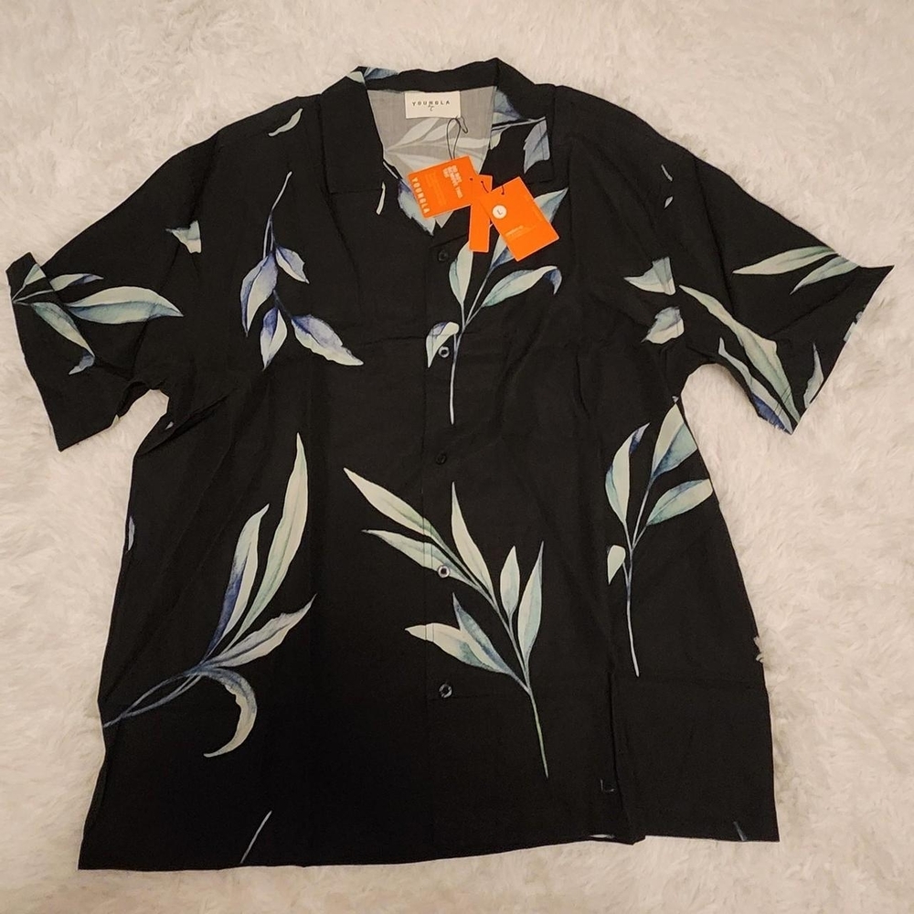 YoungLA Black Short-Sleeve Tropical Leaf Shirt Size L